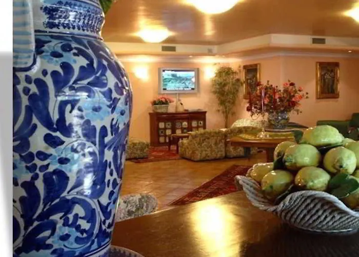 コッレヴェルデ パーク 4*