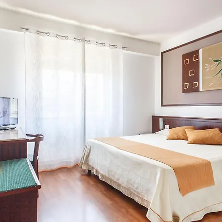 Готель Colleverde Park 4*