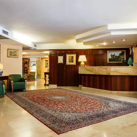 Готель Colleverde Park 4*