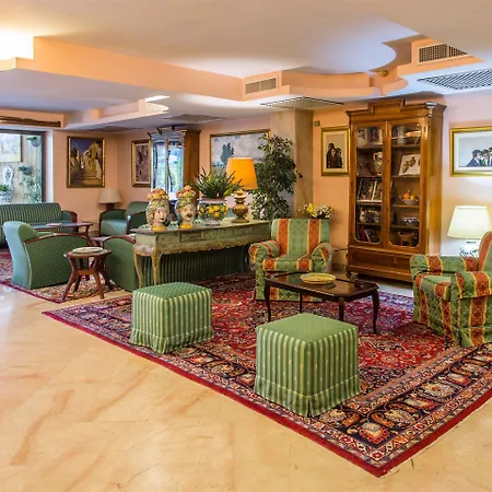 Colleverde Park Готель 4*