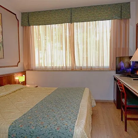 Colleverde Park 4*